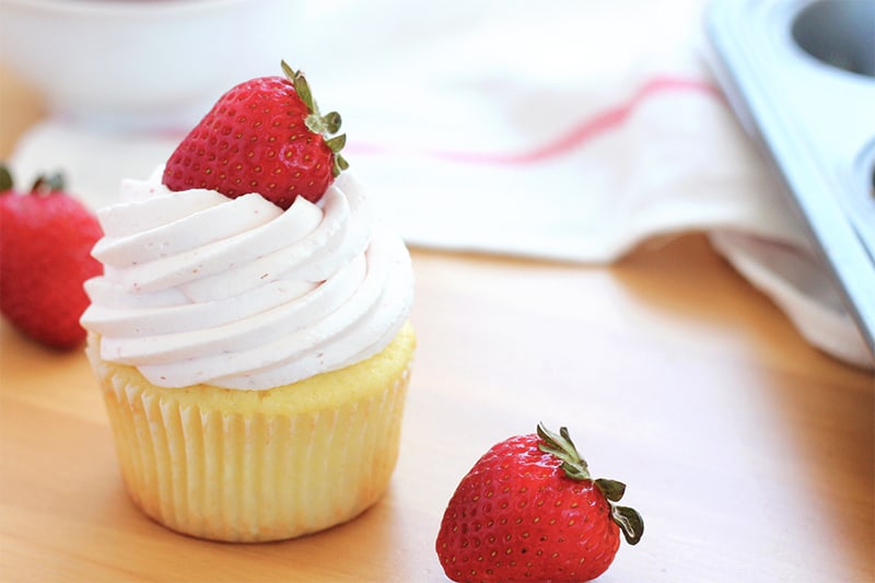 Buttermilk-Cupcakes-8