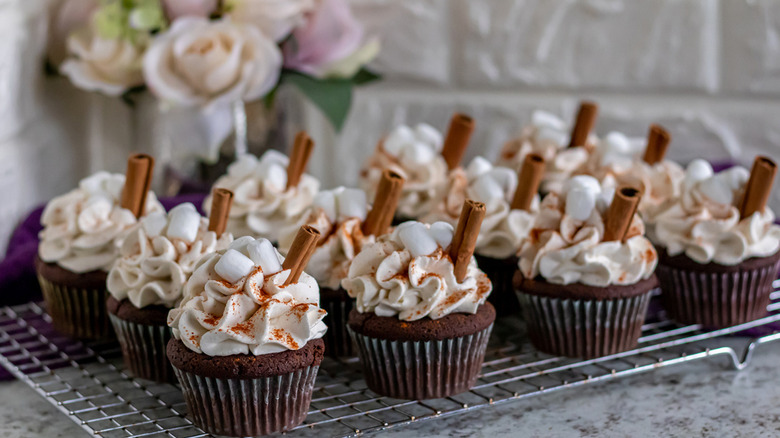 hot chocolate cupcakes